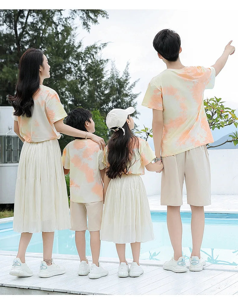 Summer Clothes for Whole Family Matching Clothing Dad and Son Tops Shorts Two Piece Sets Mom and Daughter T Shirt Skirts Outfits
