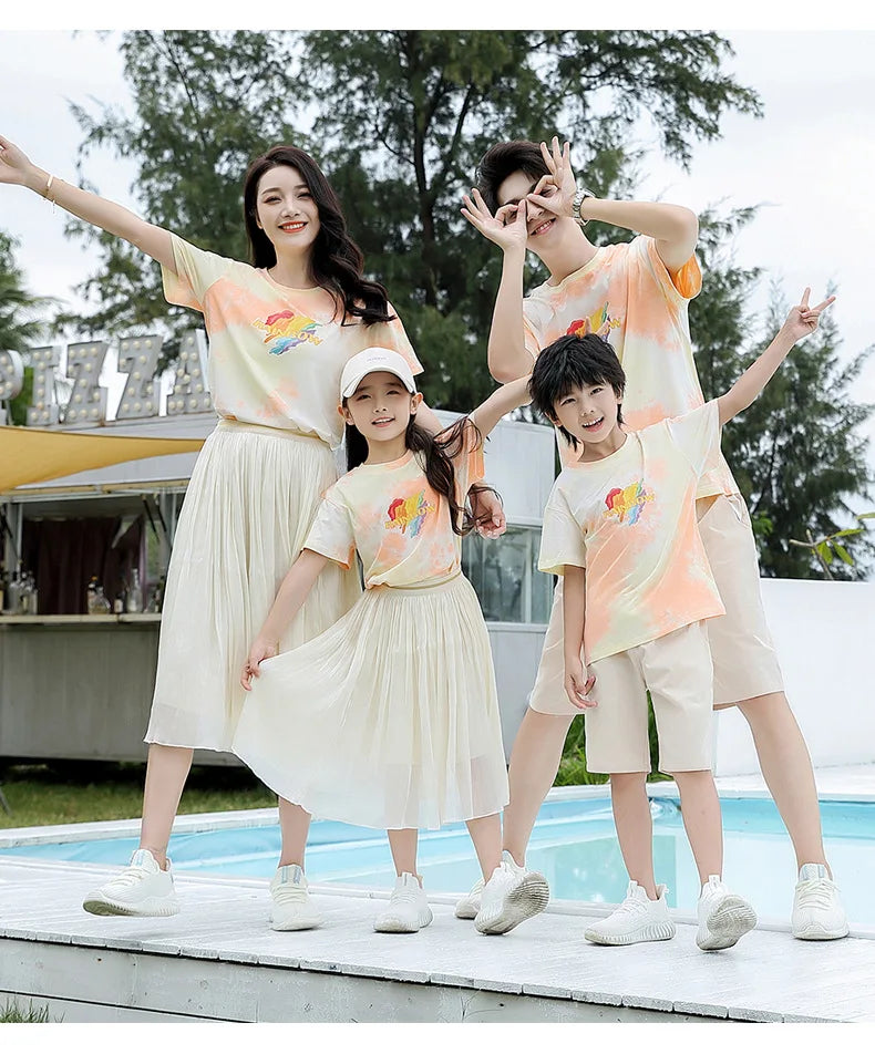 Summer Clothes for Whole Family Matching Clothing Dad and Son Tops Shorts Two Piece Sets Mom and Daughter T Shirt Skirts Outfits
