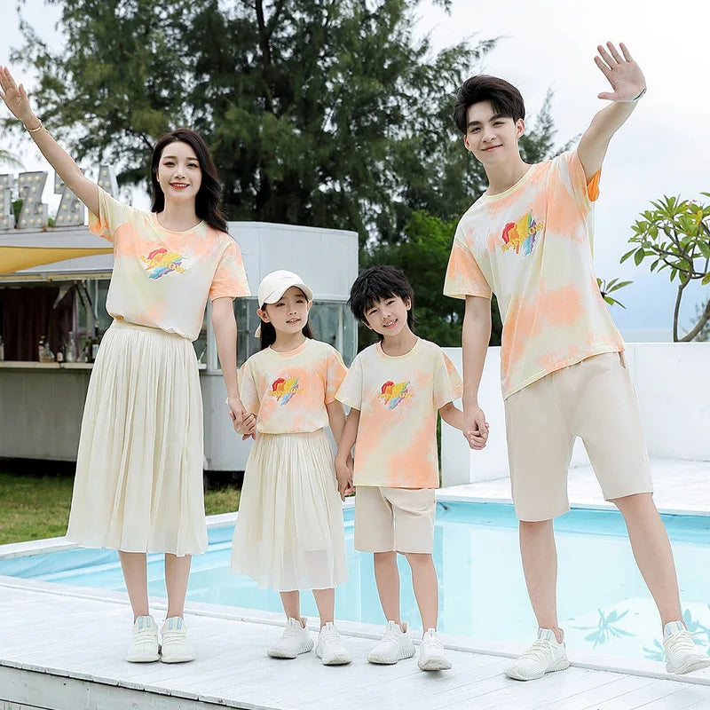 Summer Clothes for Whole Family Matching Clothing Dad and Son Tops Shorts Two Piece Sets Mom and Daughter T Shirt Skirts Outfits