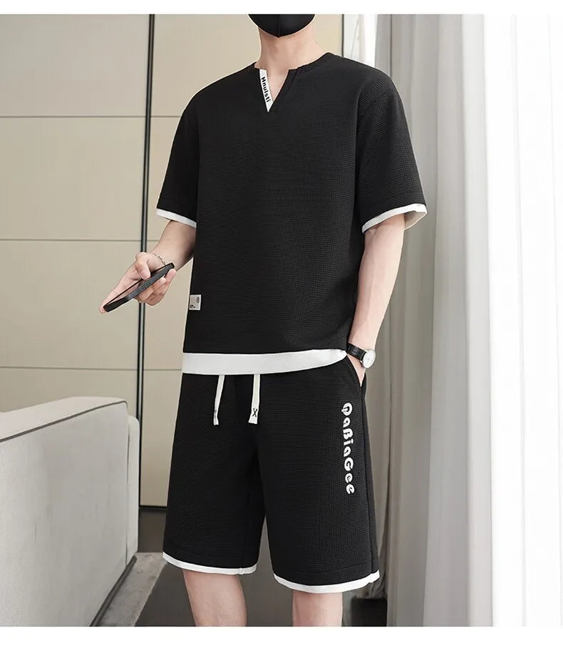 Summer New Men's Casual Fashion Set: T-shirt & Shorts / Color-block Short-sleeve Top + 5-Fold Pants / Minimalist Men's Clothing