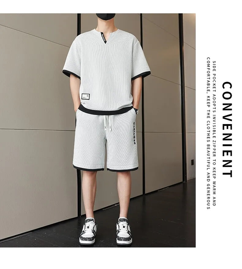 Summer New Men's Casual Fashion Set: T-shirt & Shorts / Color-block Short-sleeve Top + 5-Fold Pants / Minimalist Men's Clothing