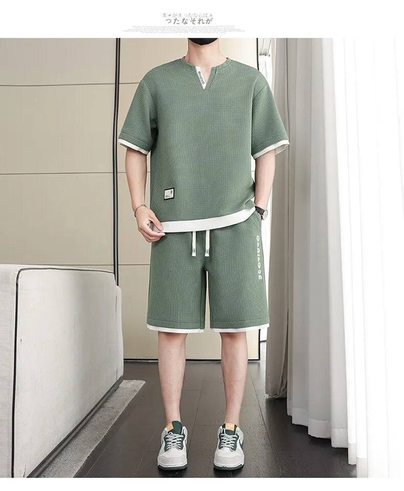 Summer New Men's Casual Fashion Set: T-shirt & Shorts / Color-block Short-sleeve Top + 5-Fold Pants / Minimalist Men's Clothing